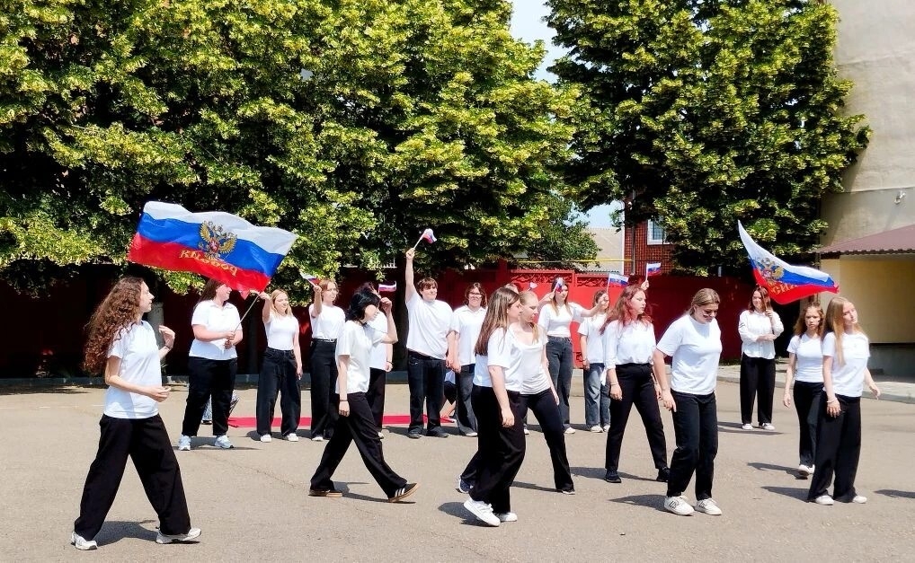 Торжественное мероприятие в честь Дня России в Азовском филиале